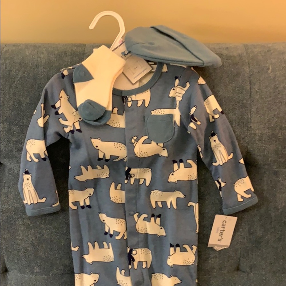 BNWT Carter 3 piece Baby Basic set
